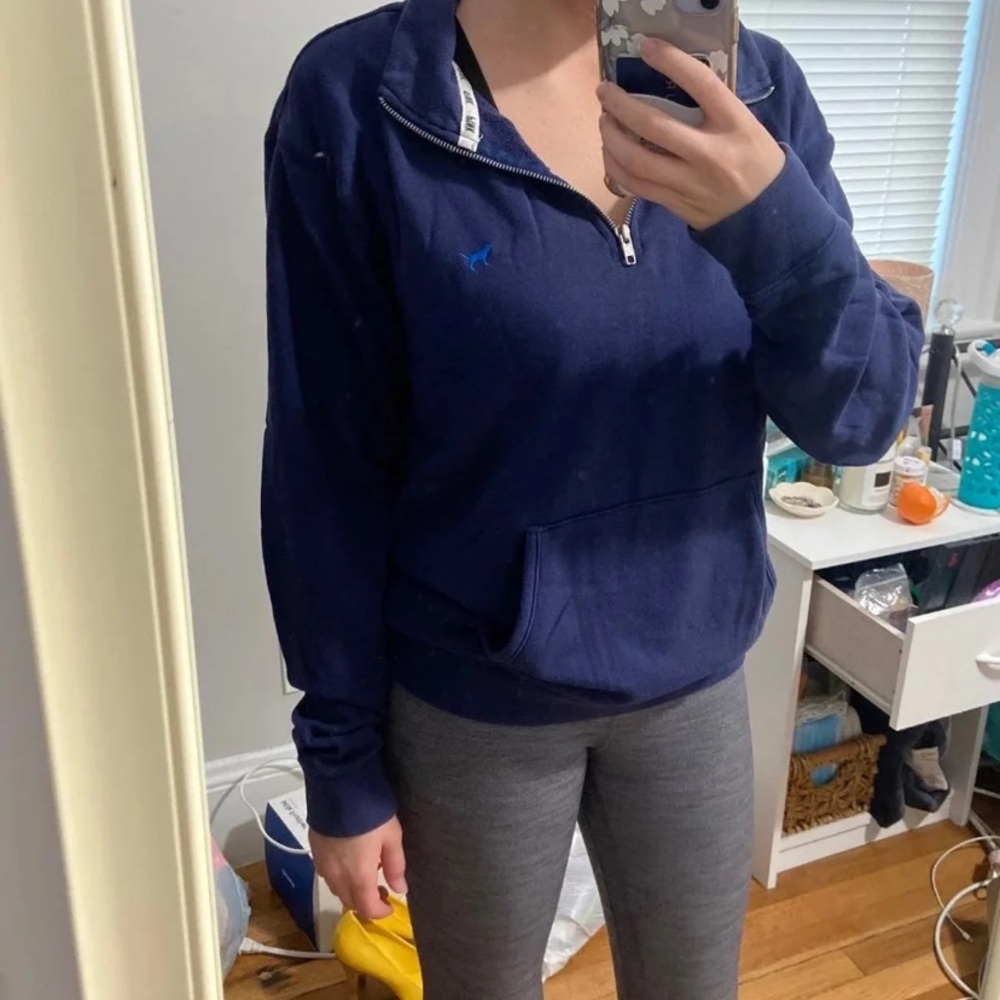 victoria secret PINK sweatshirt